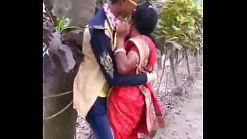 desi village aunty fucked outdoorwith young lover