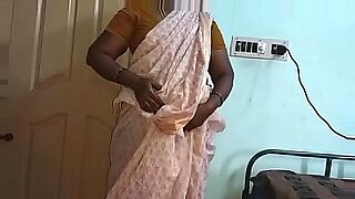 indian mom and son bathroom xxx videos