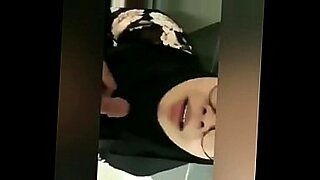 cewek hijab d kamar mandi viral