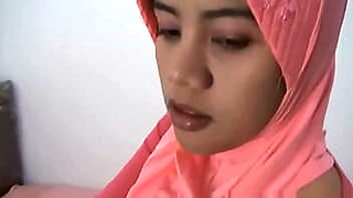 indonesia hijab mom