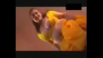 indian college girl intentionally show her boob
