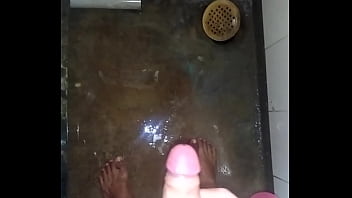 washing in girl bathroom and mini boy sex