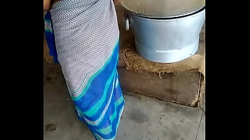 tamil 90 yr village old aunty saree blouse boob sex videos