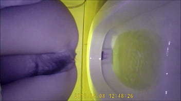 indian girls toilet in cam shot
