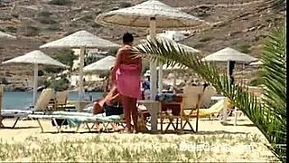 Massage hidden cam beach