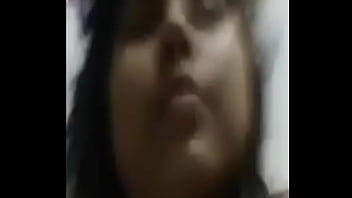 indian teen showing boob
