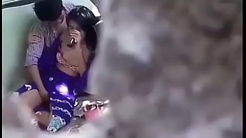 indian horney girl romance kissing videos