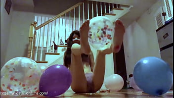 a girl get stuck in a balloon