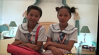 two sex girls negro and korea