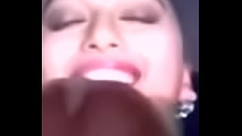 indian actress kareena kapoor live sexy video