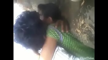 small gril frist sex video