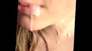 sunny leone fuck in mouth