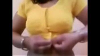lahore teen nishitha nude boobs in bathroom