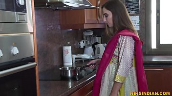 indian girl hot in salwar sut