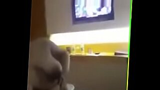 mom and son sex hotel room in small bad