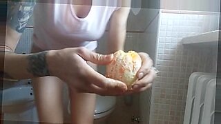 pissing video indian aunt