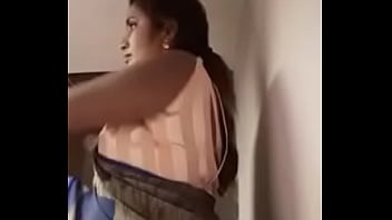 indian aunty wearing saree after bath captured by hidden cam