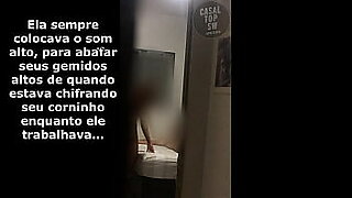 mae fica presa na pia e filho se aproveit e transa com ela